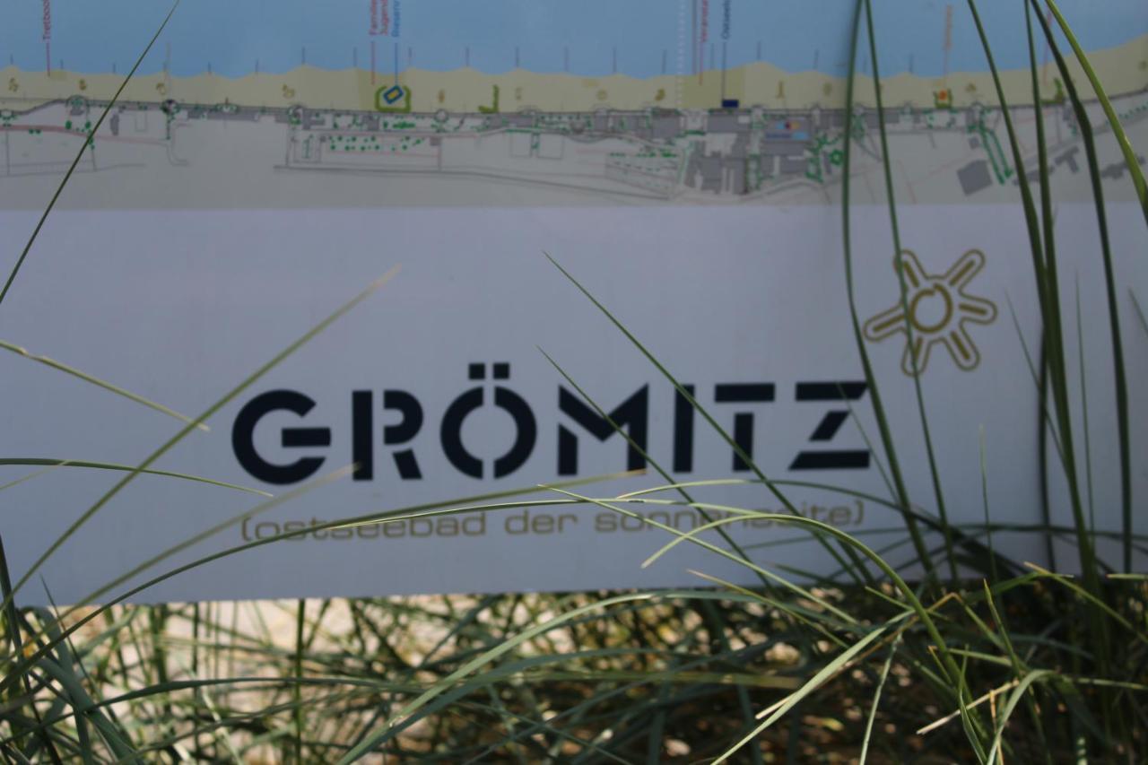 Ferienwohnungen Im Haus Strandburg グレーミッツ エクステリア 写真