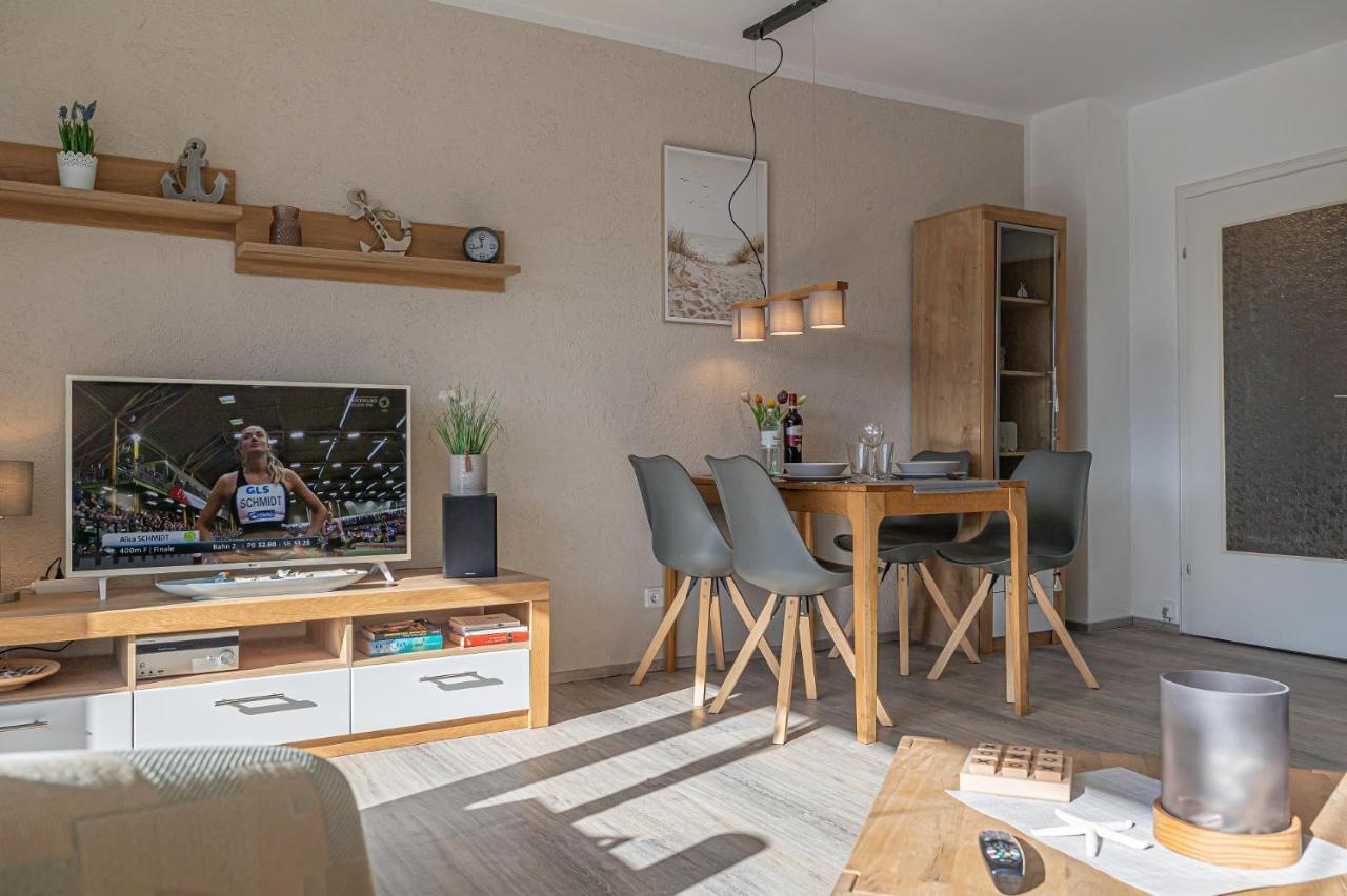 Ferienwohnungen Im Haus Strandburg グレーミッツ エクステリア 写真