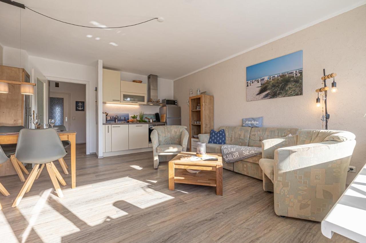Ferienwohnungen Im Haus Strandburg グレーミッツ エクステリア 写真